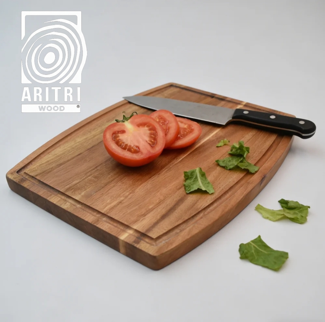 Tabla Semiovalada de Acacia | Madera Premium 29.5x24.5 cm